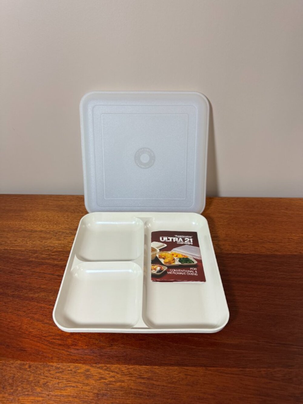 Tupperware Ultra 21 Cookware - 3 Section Divided Plate - Set of 2